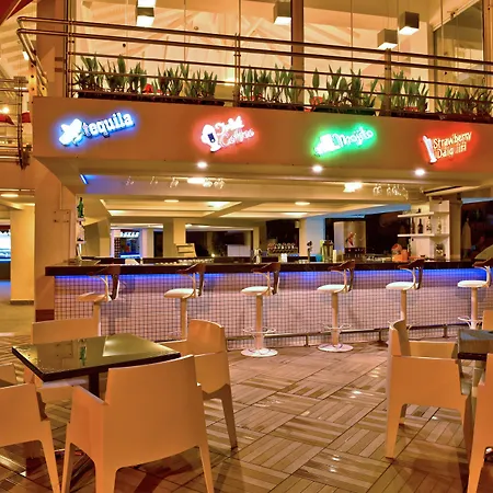 Lägenhetshotell Garden 4*