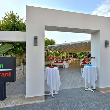 Garden Apartahotel