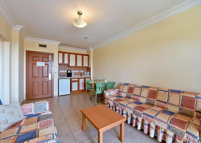 Garden Ξενοδοχείο με διαμερίσματα 4*