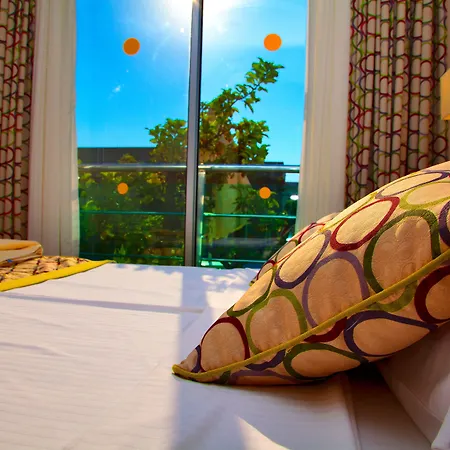 绿色花园套房酒店