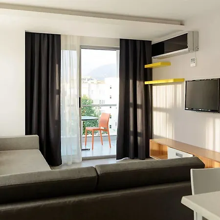 绿色花园套房酒店 公寓式酒店