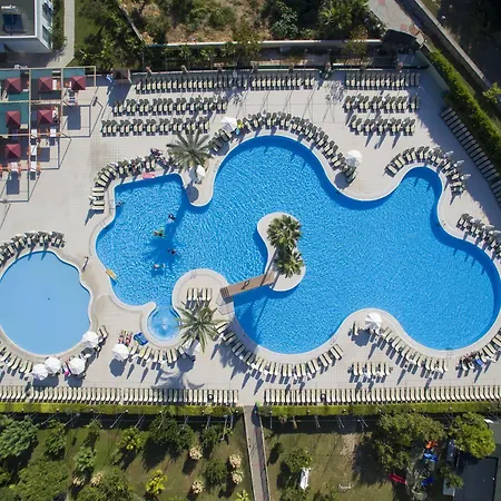 绿色花园套房酒店