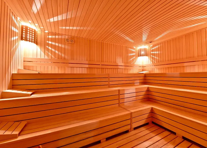 绿色花园套房酒店 公寓式酒店 阿拉尼亚