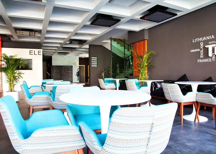 公寓式酒店 绿色花园套房酒店 4*