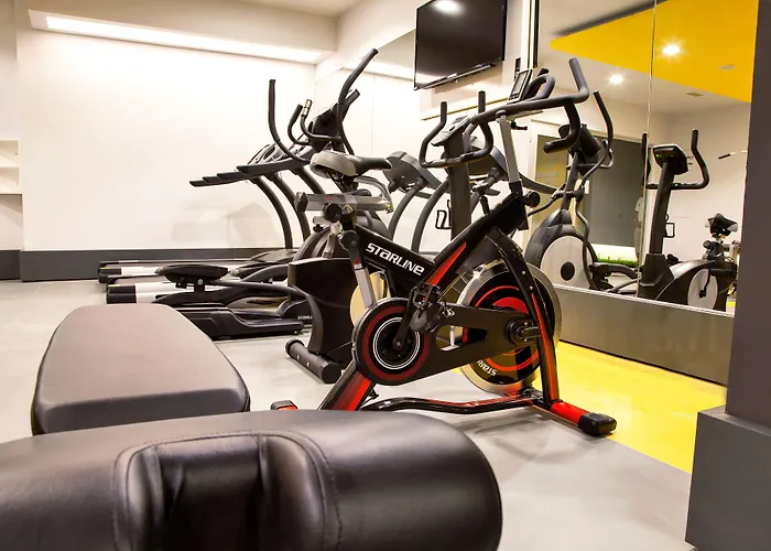 绿色花园套房酒店 4* 阿拉尼亚