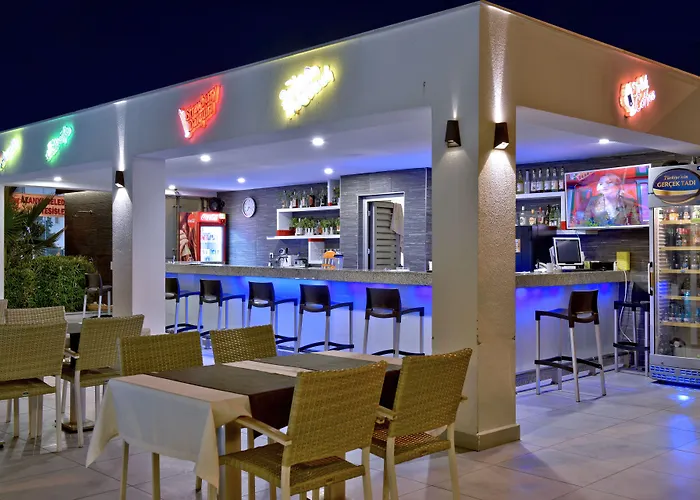 公寓式酒店 绿色花园套房酒店 4*