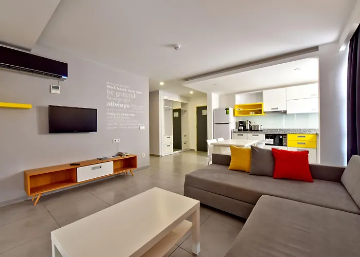 绿色花园套房酒店 4*