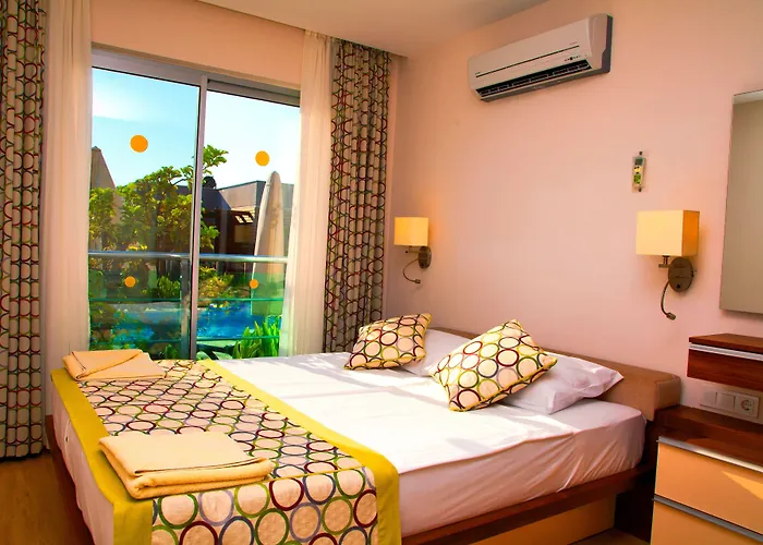 绿色花园套房酒店