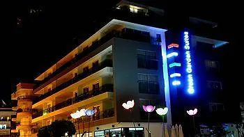 绿色花园套房酒店 公寓式酒店 阿拉尼亚