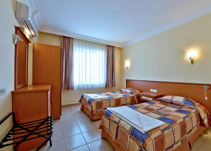 绿色花园套房酒店