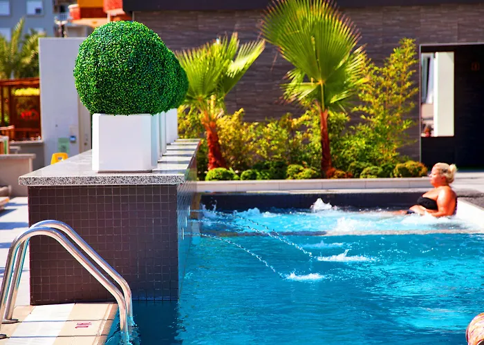 アパートホテル Garden